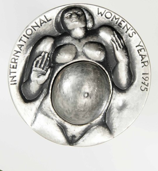International Women’s Year 1975 – Silver – Three component HK 70